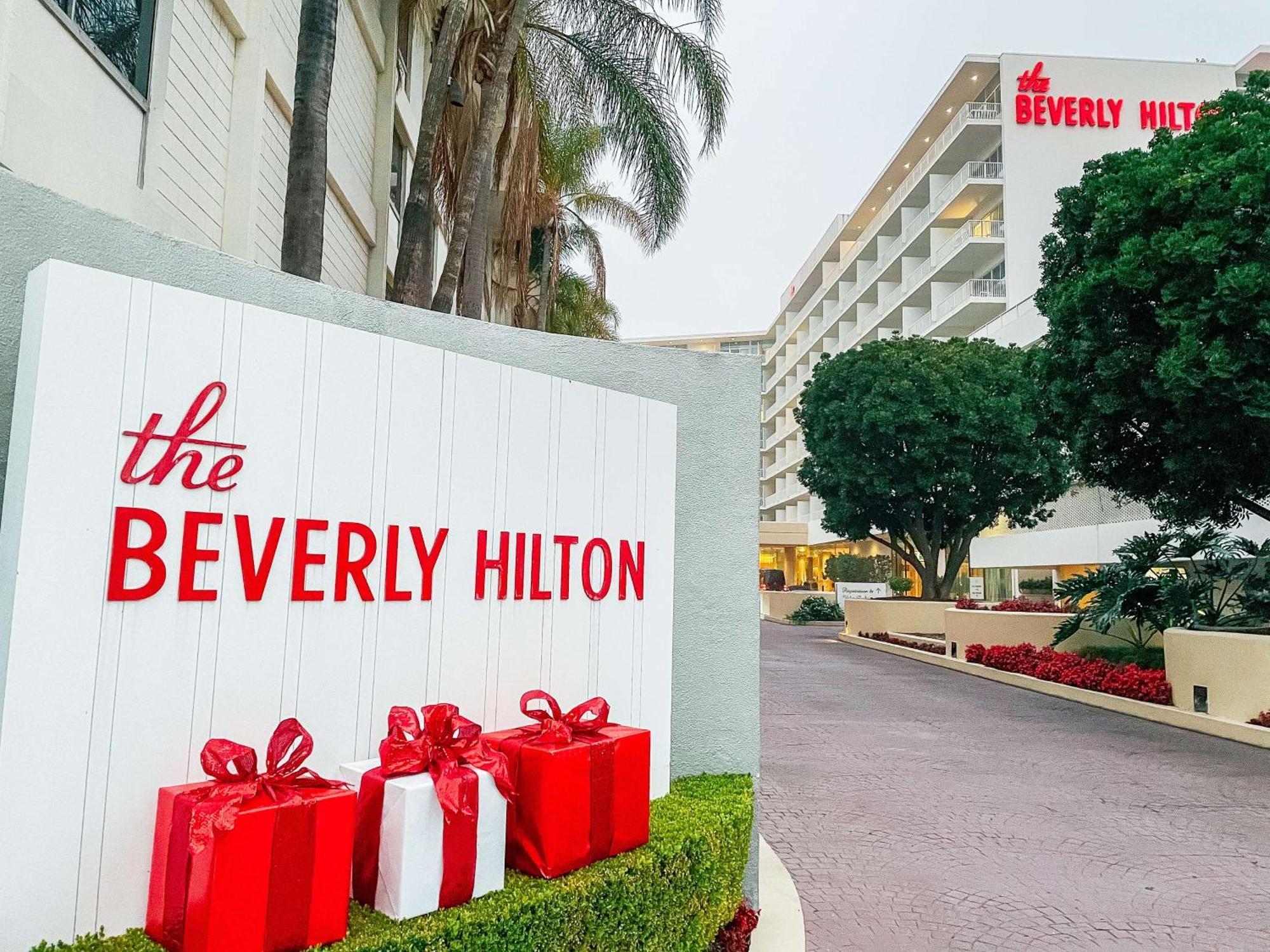 The Beverly Hilton Los Angeles Exterior photo